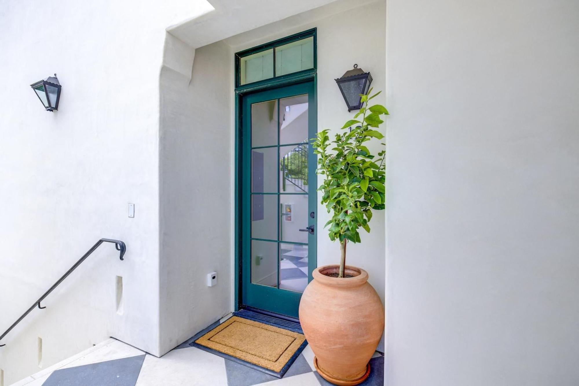 Casa De La Vina - Boutique Apartments In Downtown Santa Barbara Exterior photo