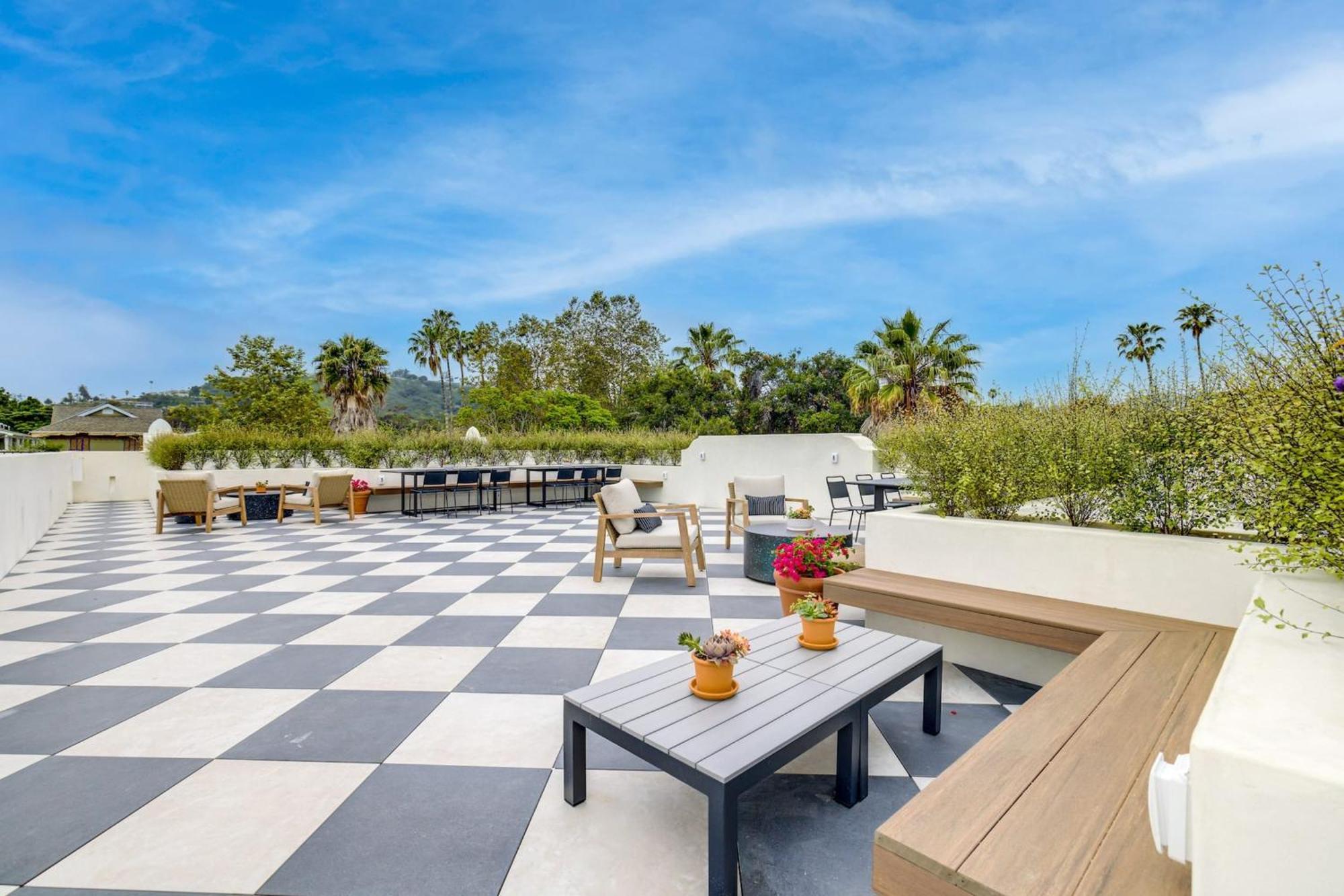 Casa De La Vina - Boutique Apartments In Downtown Santa Barbara Exterior photo