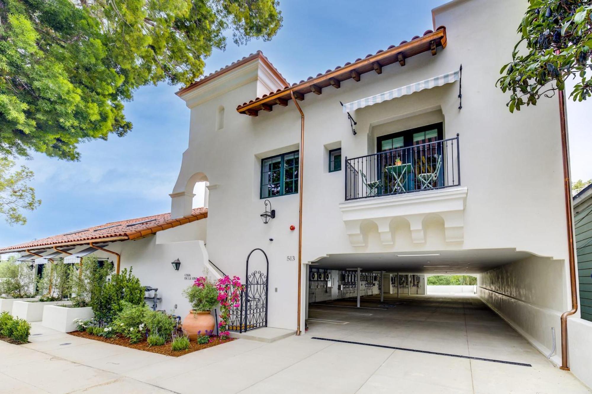 Casa De La Vina - Boutique Apartments In Downtown Santa Barbara Exterior photo