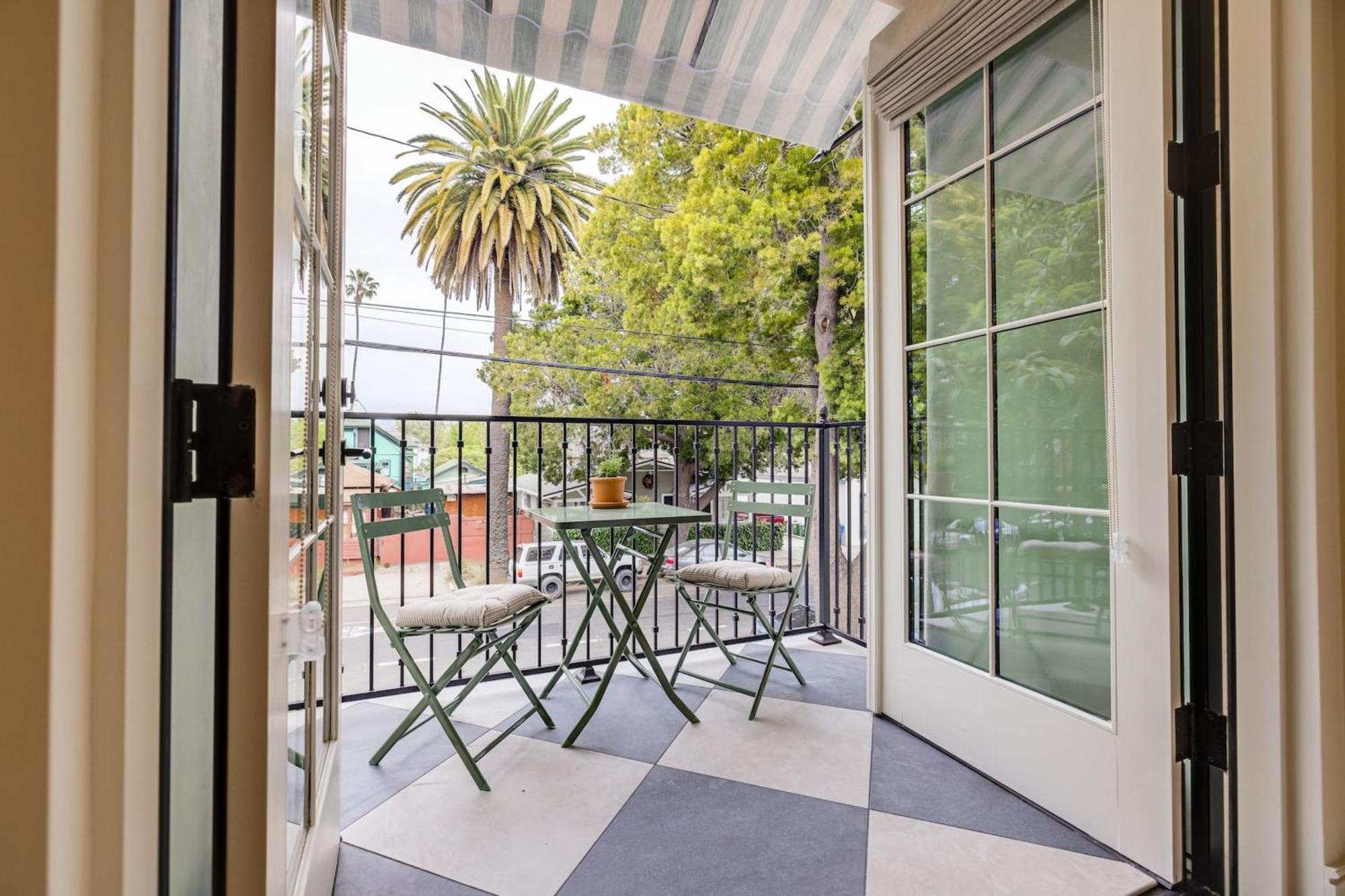 Casa De La Vina - Boutique Apartments In Downtown Santa Barbara Exterior photo